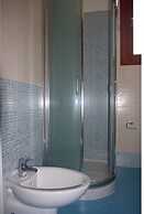 Modern Apartment With Swimming Pools - Beahost