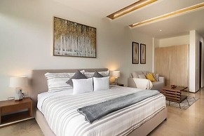 Downtown Playa Apartments Infinity Pool