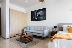 Downtown Playa Apartments Infinity Pool