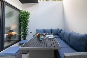 Downtown Playa Apartments Infinity Pool