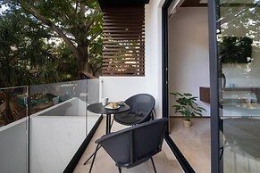 Downtown Playa Apartments Infinity Pool