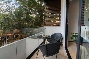 Downtown Playa Apartments Infinity Pool