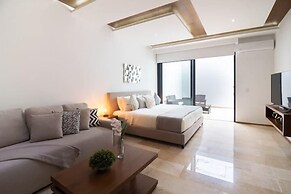 Downtown Playa Apartments Infinity Pool