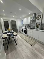 Modern 5-bed House in London Close Excel - Big Ben