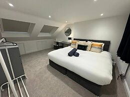 Modern 5-bed House in London Close Excel - Big Ben