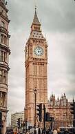 Modern 5-bed House in London Close Excel - Big Ben