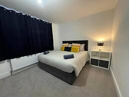 Modern 5-bed House in London Close Excel - Big Ben