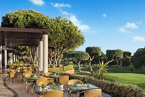 Pine Cliffs Suites