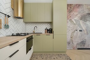Zielińskiego Apartment by Renters