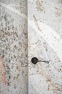 Zielińskiego Apartment by Renters