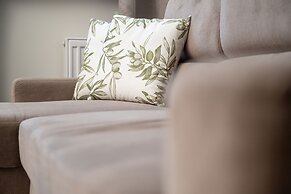 Zielińskiego Apartment by Renters