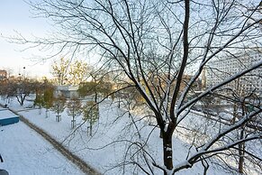 Zielińskiego Apartment by Renters