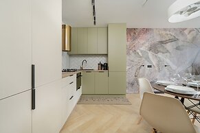 Zielińskiego Apartment by Renters
