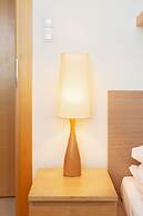 5th Floor Apartment in Warsaw by Renters