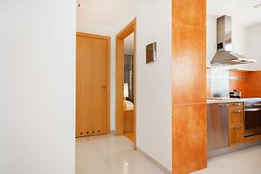 5th Floor Apartment in Warsaw by Renters