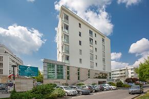 5th Floor Apartment in Warsaw by Renters