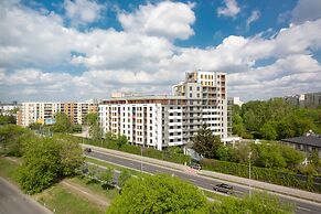 5th Floor Apartment in Warsaw by Renters