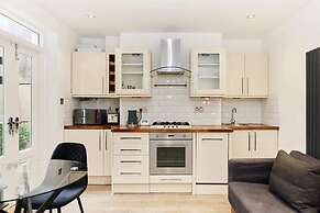 The Bermondsey Place - Cosy 2bdr Flat