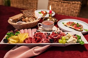 Klaudia's Hotel & Restaurant