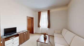 Klaudia's Hotel & Restaurant