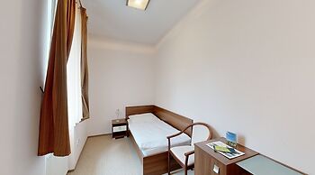 Klaudia's Hotel & Restaurant