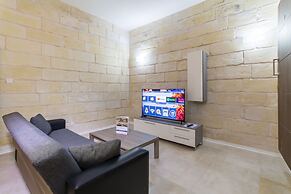 Maltese Stone Apt 100mt From Sea Sliema