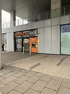 Immaculate 1-bed Apartment on the 26th Floor