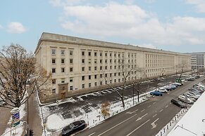 Cozy Family Apartment by Renters