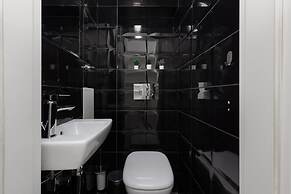 Cozy Family Apartment by Renters