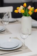 Cozy Family Apartment by Renters