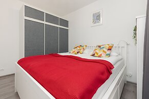 Cozy Family Apartment by Renters