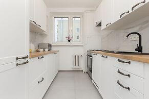 Cozy Family Apartment by Renters