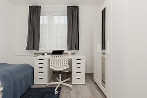 Cozy Family Apartment by Renters