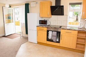 Charming 1-bed Apartment in Stroud