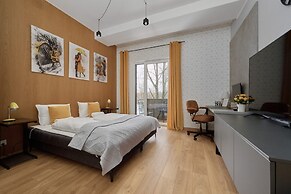 Na Grobli Studio Apartment by Renters