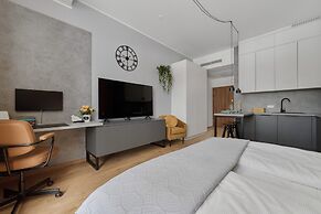Na Grobli Studio Apartment by Renters