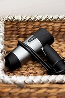 Apartment With Parking by Renters