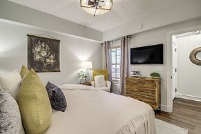 Elegant Pigeon Forge Condo w/ Golf Course View!