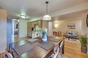 Colorado Springs Townhome ~ 7 Mi to Downtown!