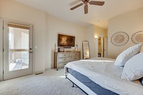 Colorado Springs Townhome ~ 7 Mi to Downtown!
