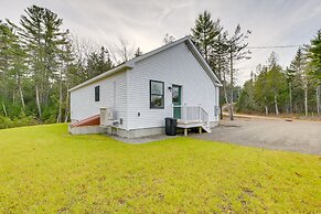 Ellsworth Vacation Rental w/ Fire Pit & Gas Grill!