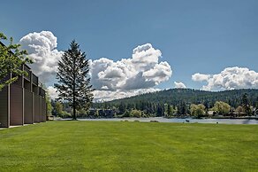 Beautiful Bigfork Condo w/ Hot Tub Access!