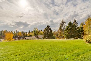 Beautiful Bigfork Condo w/ Hot Tub Access!