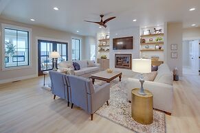 Red Lodge Home w/ Private Hot Tub & Fire Pit!