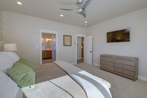 Red Lodge Home w/ Private Hot Tub & Fire Pit!