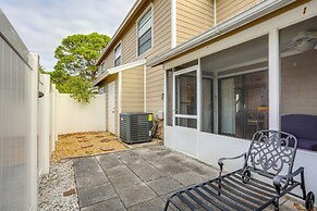 Jupiter Townhome w/ Pool Access ~ 5 Mi to Beach!