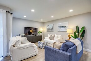 5 Mi to Beach: Jupiter Townhome w/ Pool Access