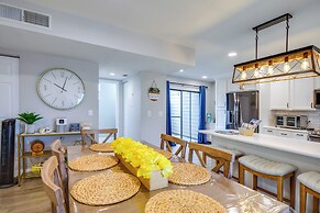 5 Mi to Beach: Jupiter Townhome w/ Pool Access