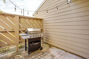 5 Mi to Beach: Jupiter Townhome w/ Pool Access