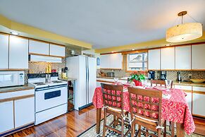 Bayfront Port Hadlock Retreat w/ Grill & Deck!